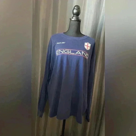 124. Vintage Reebok “England” Tee, Size L, worn but no visible damage - Picture 1 of 5
